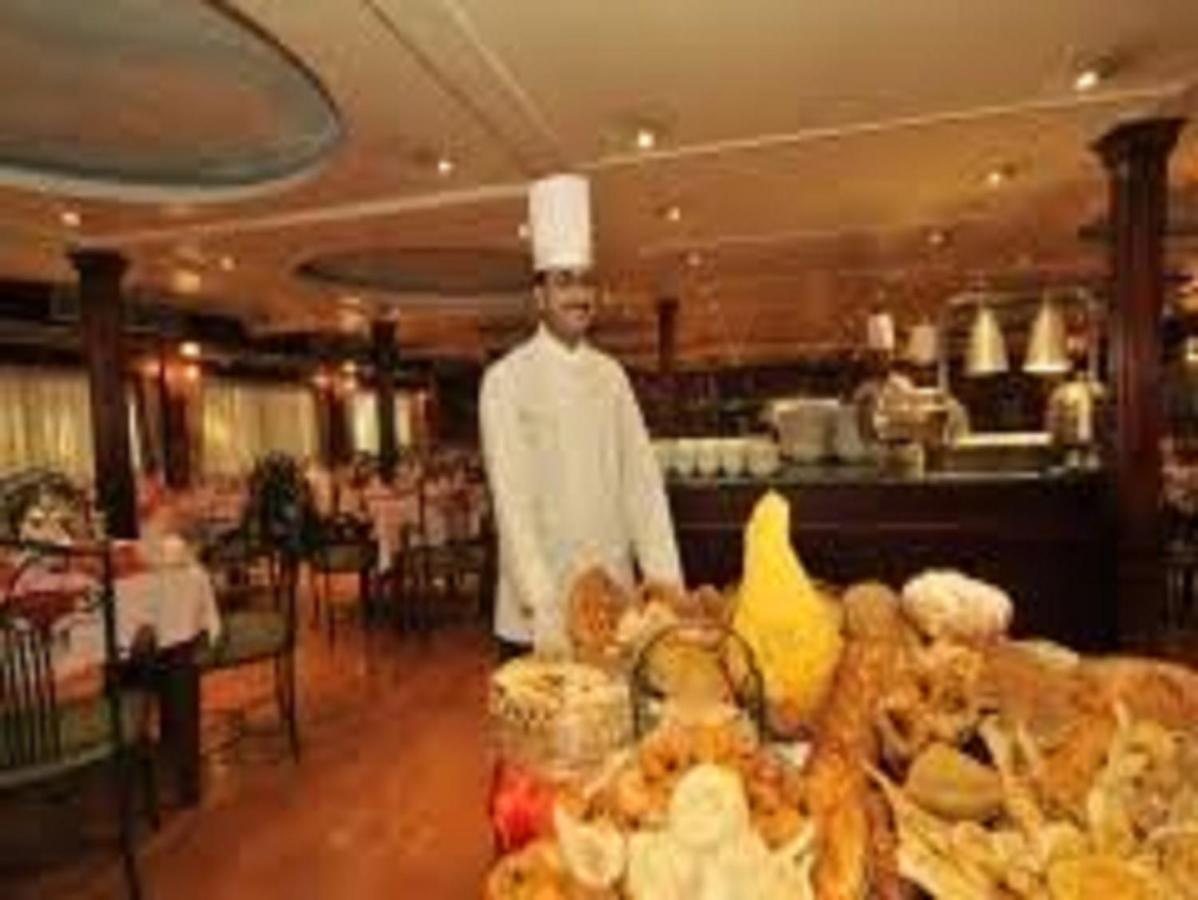 Luxor Luxury Nile Cruises - From Luxor 04 Nights - From Aswan 03 Nights Exterior foto