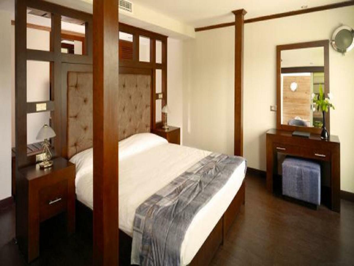 Luxor Luxury Nile Cruises - From Luxor 04 Nights - From Aswan 03 Nights Exterior foto